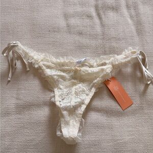 Elegant Cream Lace Panties